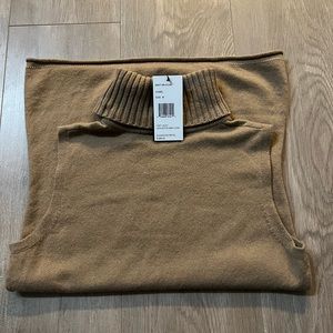 NWT Lafayette Cashmere Sleeveless Turtleneck